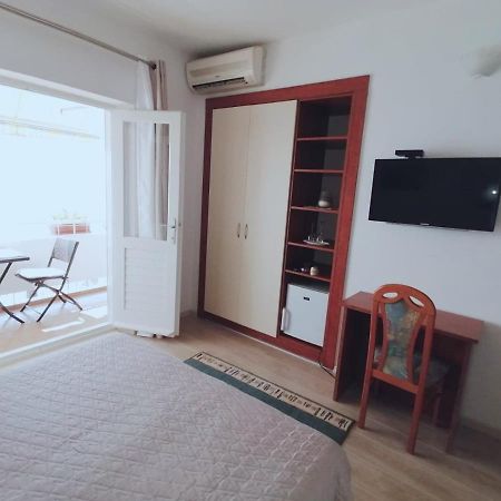 פודגורה Apartments And Rooms Niksa מראה חיצוני תמונה