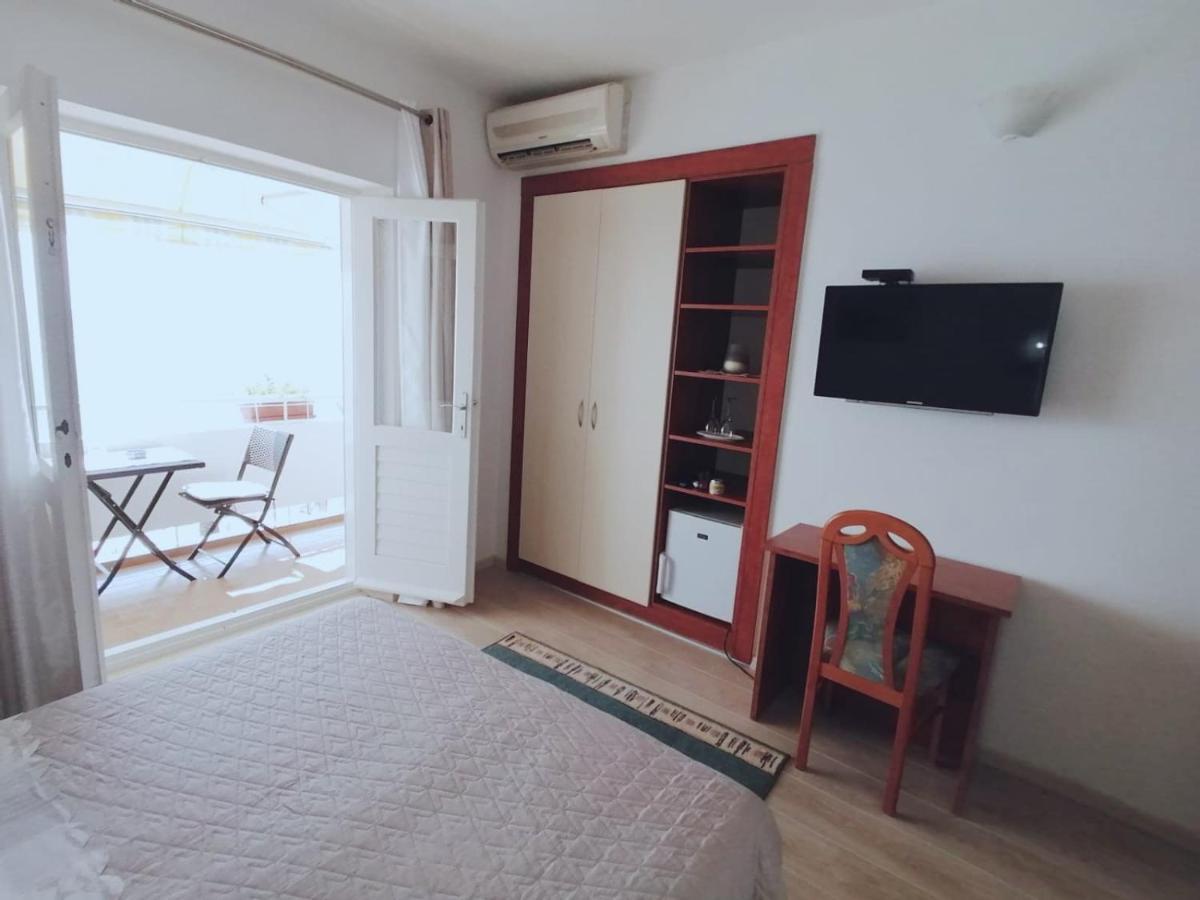 פודגורה Apartments And Rooms Niksa מראה חיצוני תמונה