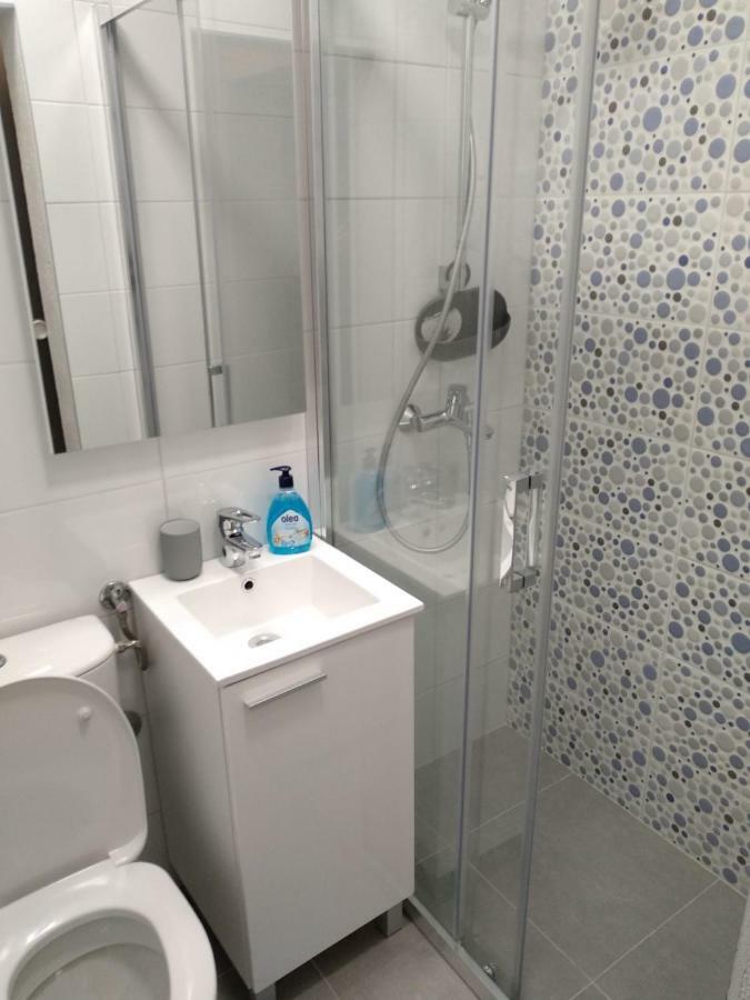 פודגורה Apartments And Rooms Niksa מראה חיצוני תמונה