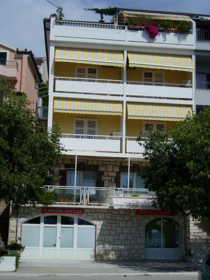 פודגורה Apartments And Rooms Niksa מראה חיצוני תמונה