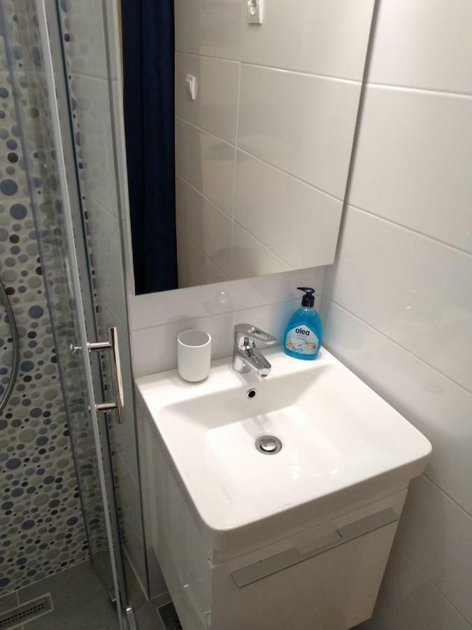 פודגורה Apartments And Rooms Niksa מראה חיצוני תמונה
