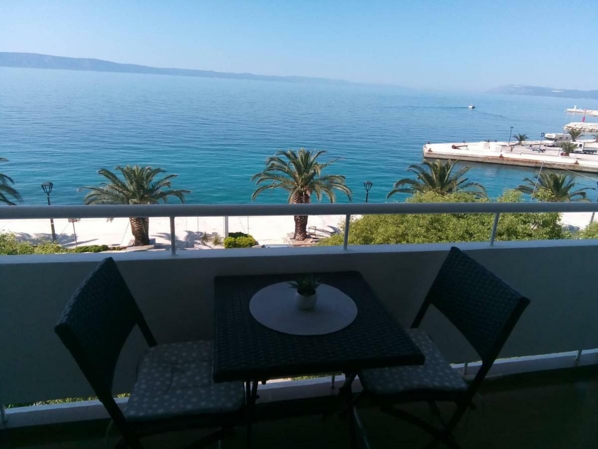 פודגורה Apartments And Rooms Niksa מראה חיצוני תמונה